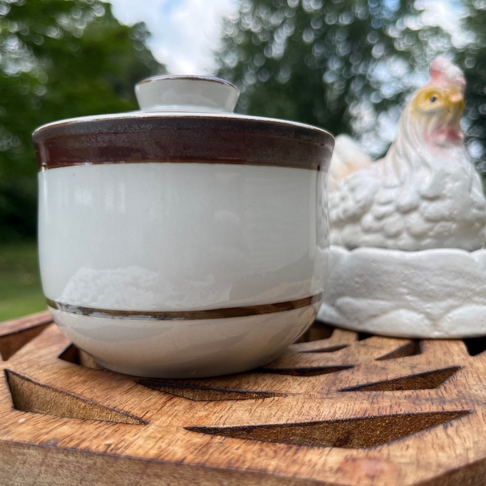 Vintage Sierra Stoneware Small Covered bowl Made in Japan Sugar